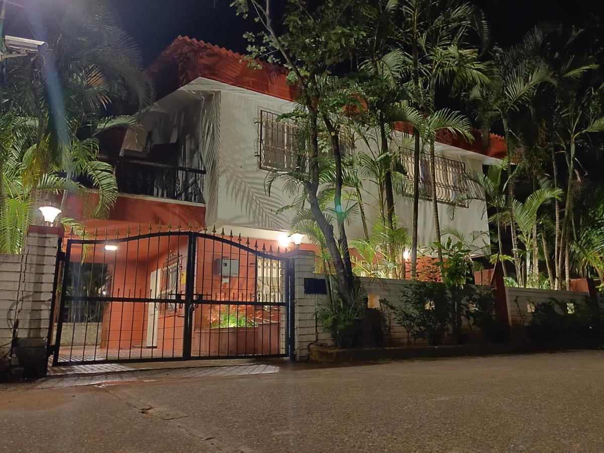 לונבלה Sunstone Villa מראה חיצוני תמונה