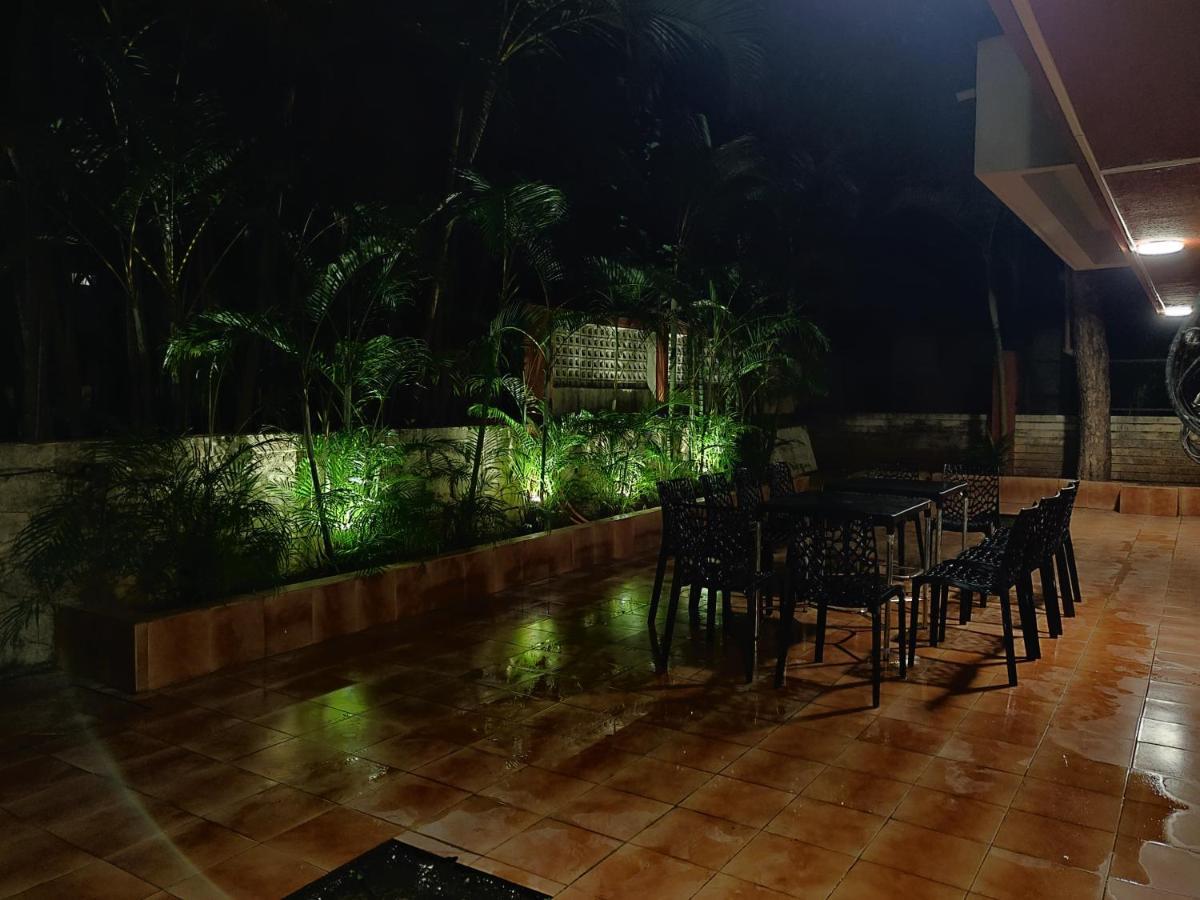 לונבלה Sunstone Villa מראה חיצוני תמונה